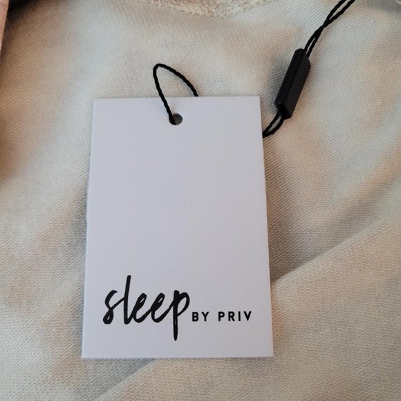 Priv Signature Robe in Leopard print. Size S. NWT - Picture 5 of 6